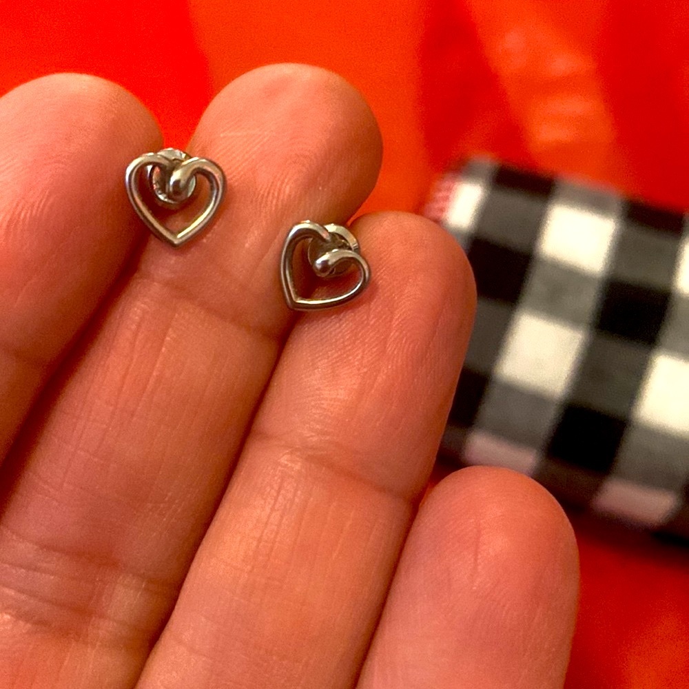 NWOT Vintage Heart Shaped Earrings